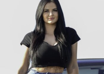 V8 SUPERCARS DRIVER RENEE GRACIE ONLYFANS VIDEO EXPLAINED