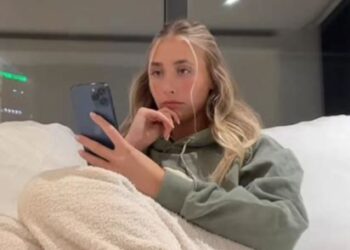 Lily phillips video Viral On Social Media Explained