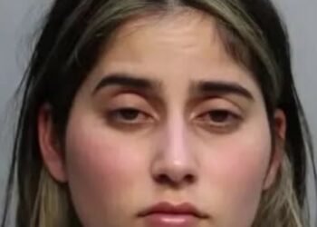 Miami Influencer Arrested After Instagram Videos Show Her Pouring Hot Candle Wax on Young Daughters and Intentionally Starting Kitchen F!re